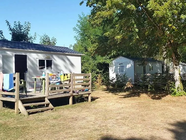 Camping Les Rives Du Ceou Saint-Chamarand 0*,  フランス